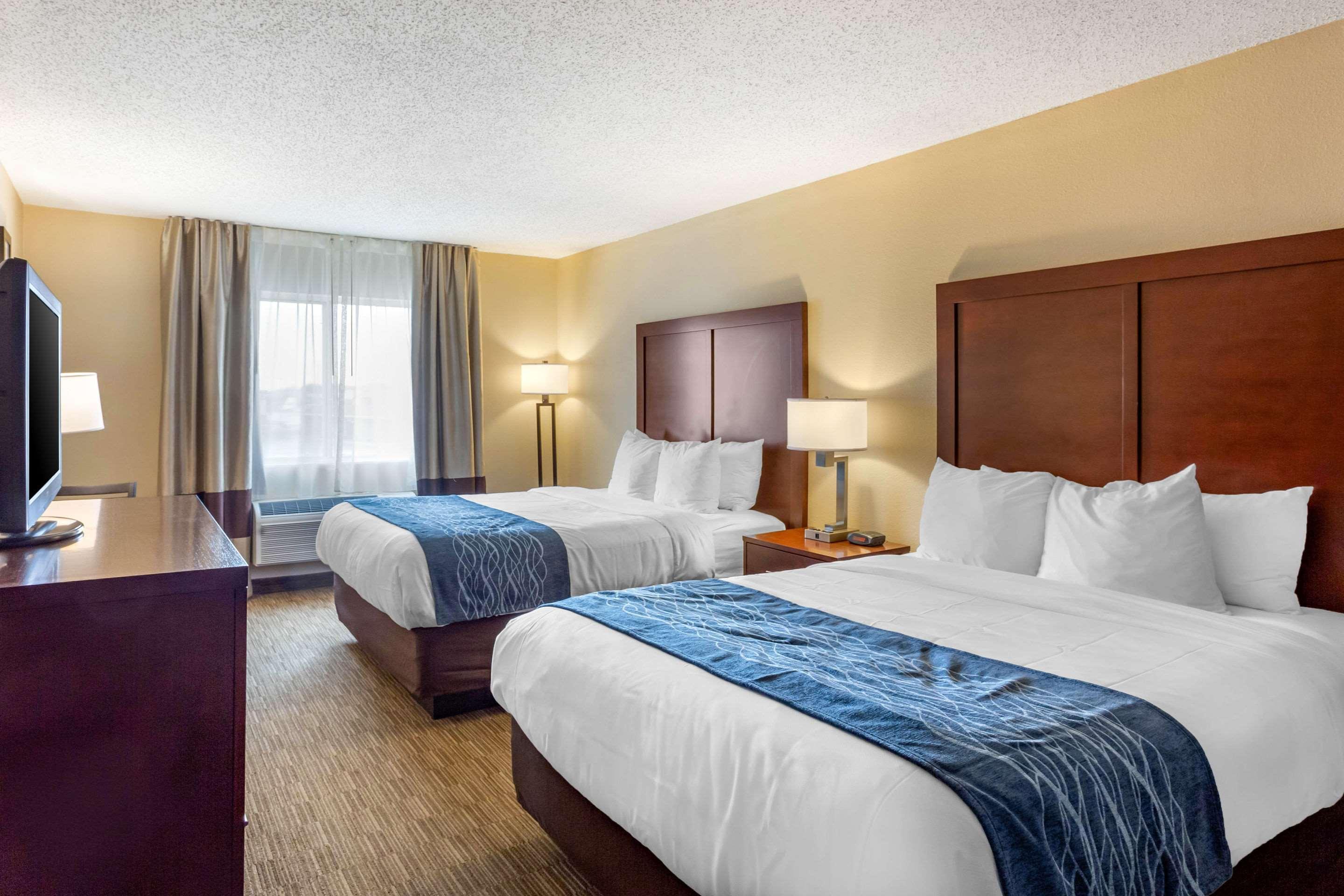 Comfort Inn Rockford Near Casino District Eksteriør billede