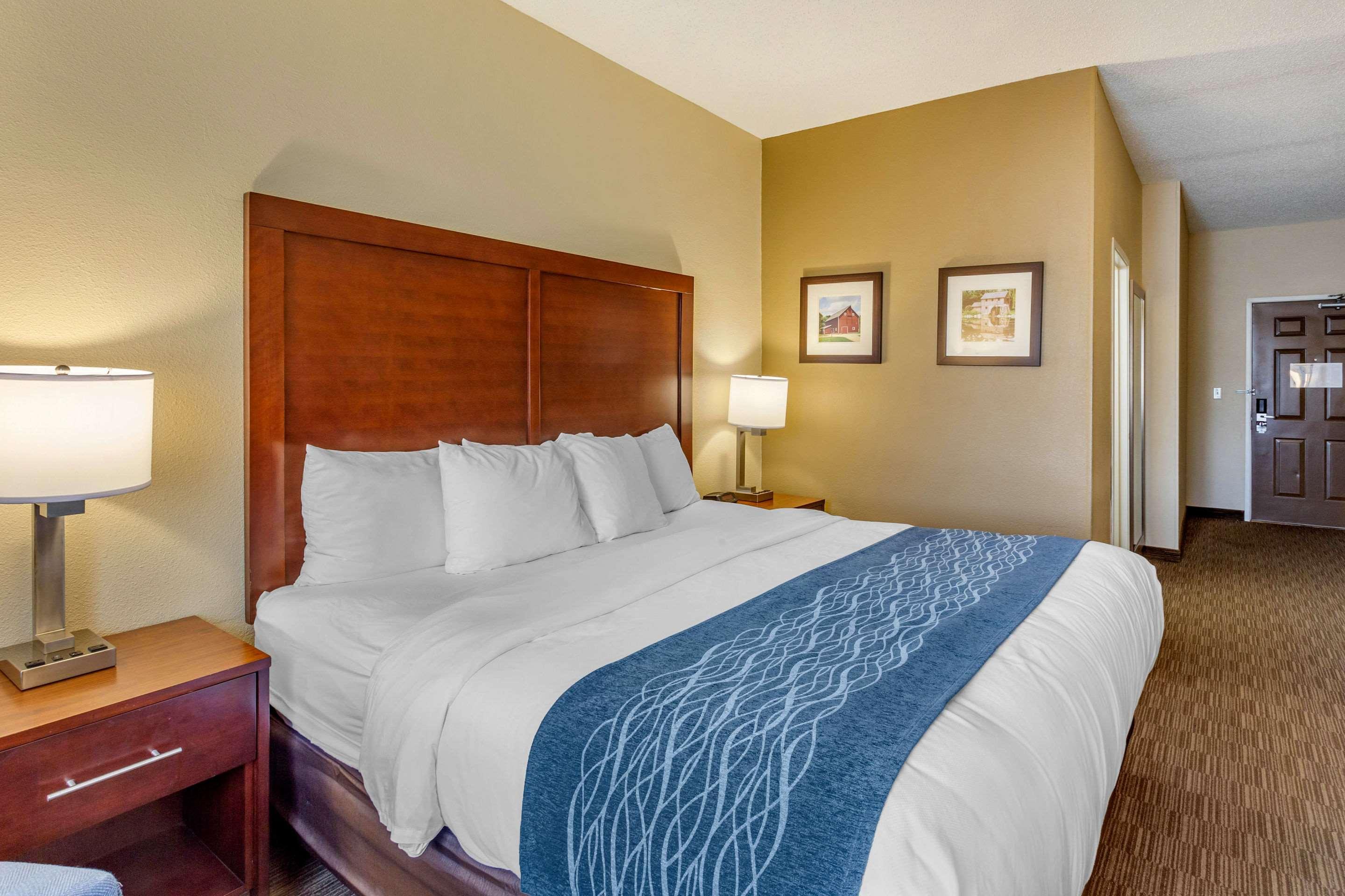 Comfort Inn Rockford Near Casino District Eksteriør billede