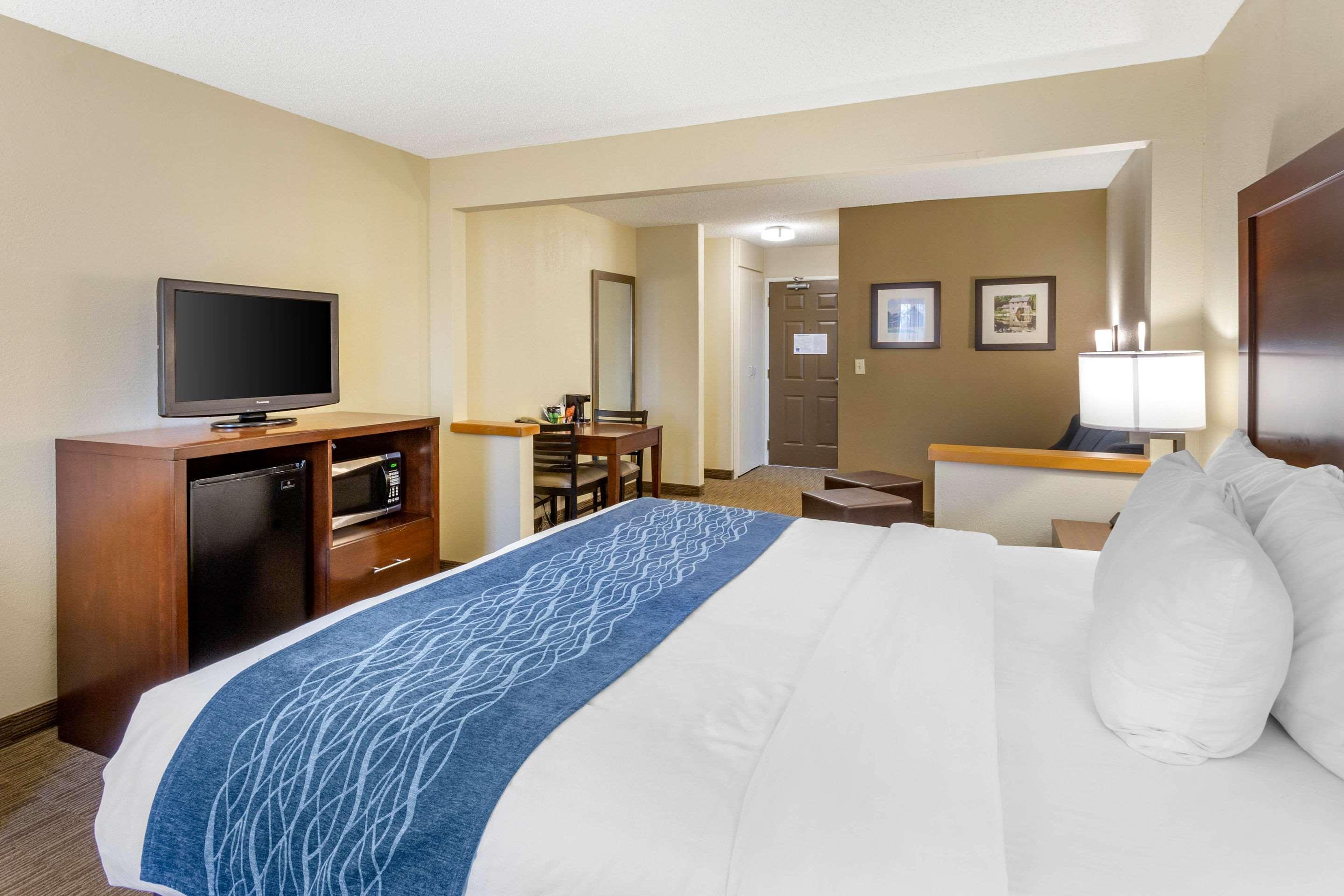 Comfort Inn Rockford Near Casino District Eksteriør billede