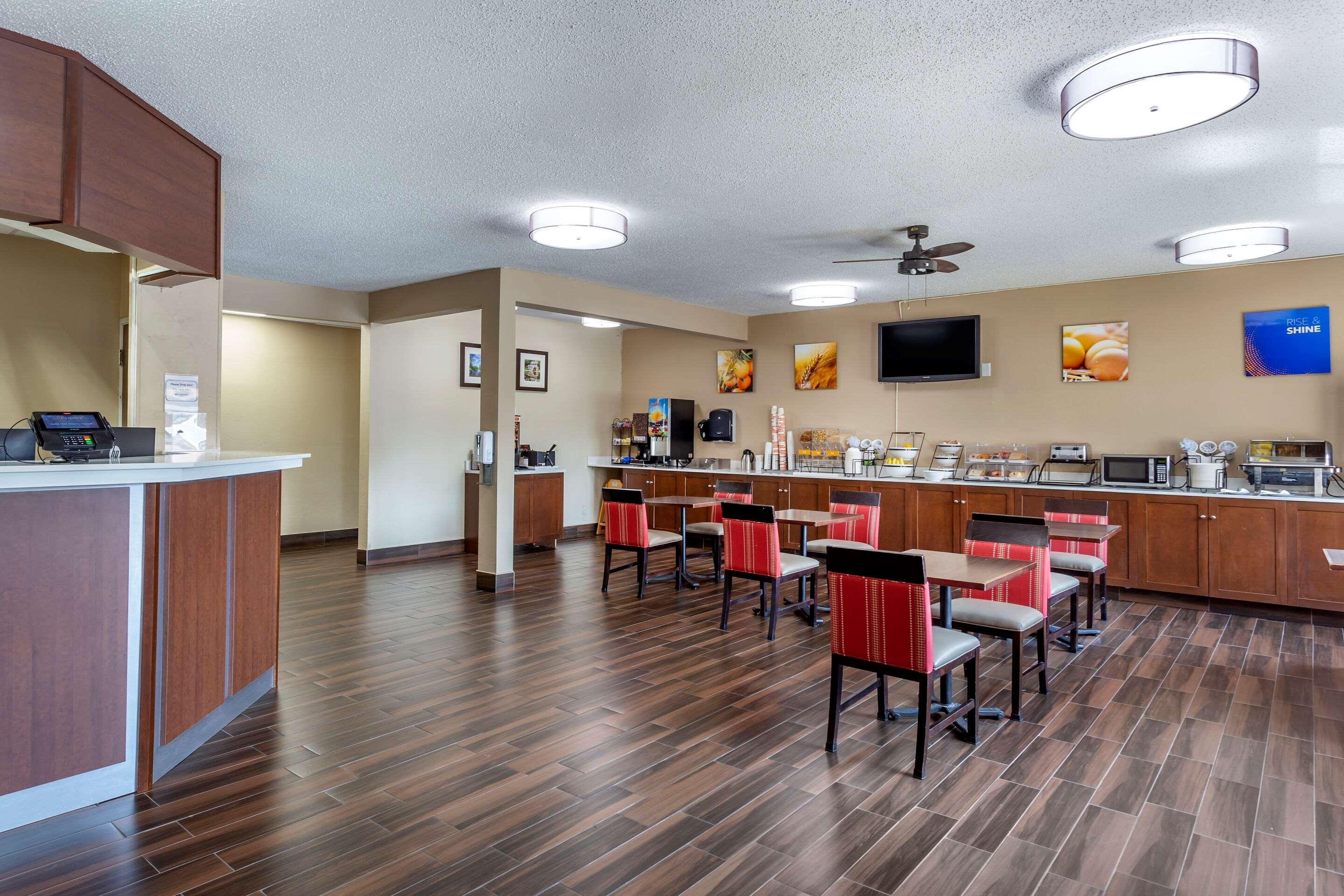Comfort Inn Rockford Near Casino District Eksteriør billede